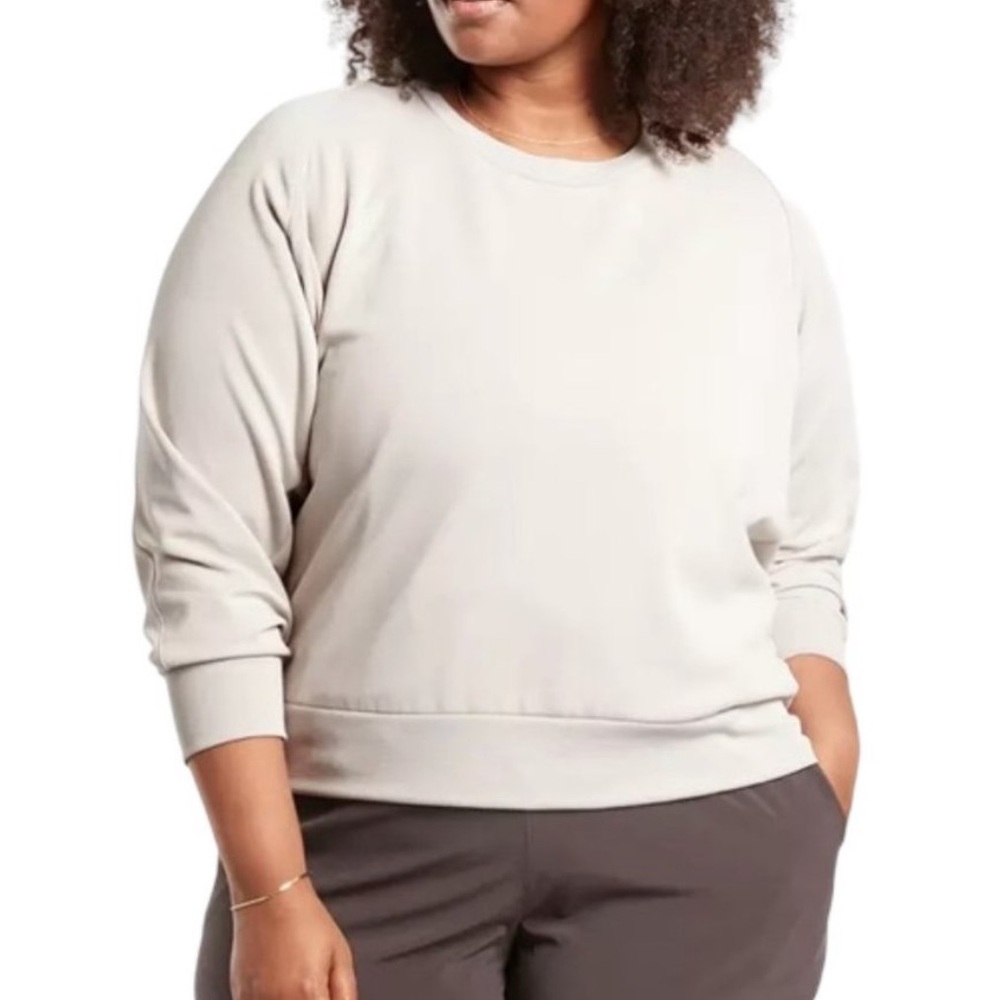 Athleta Cream Boxy 3/4 Sleeve Sweatshirt